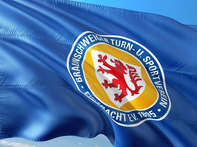 留特色与活 留特色与活